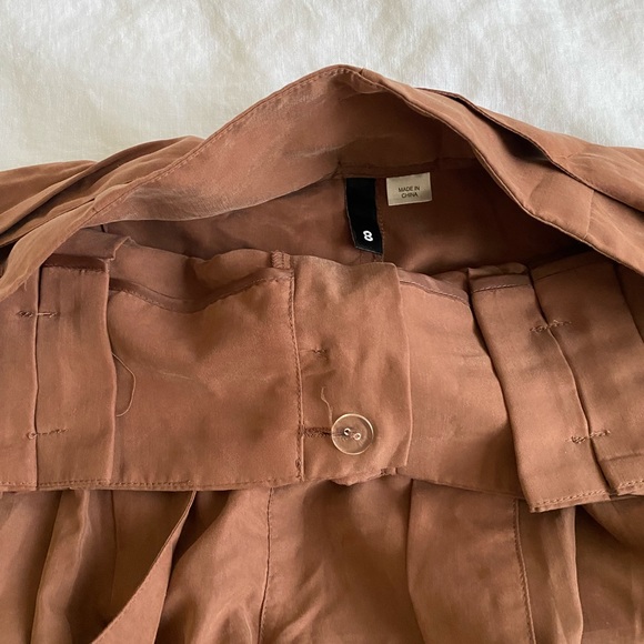 Divided by H&M Paperbag Waist Shorts - Picture 6 of 6